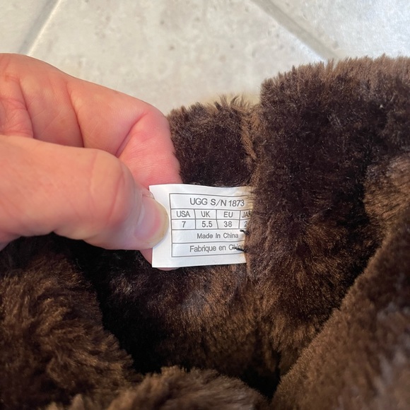 Ugg brown boots - Picture 8 of 8